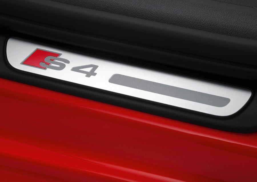  Audi S4 Sedan (B8, 8K) 2012 года  (WW) (фото 4 из 62)